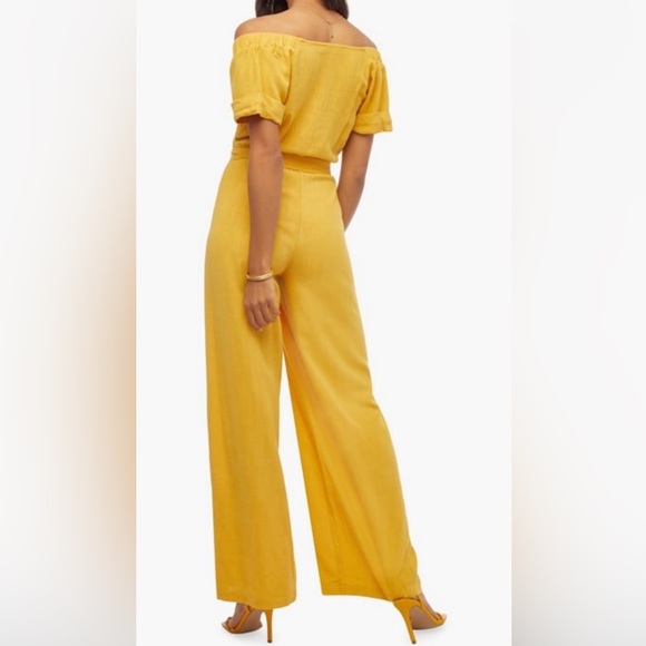 Gold jumpsuit - full length - Picture 2 of 3